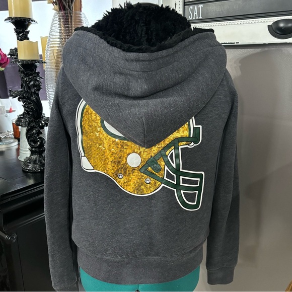PINK Victoria’s Secret Green Bay packers faux fur lined bling hoodie - Picture 4 of 15
